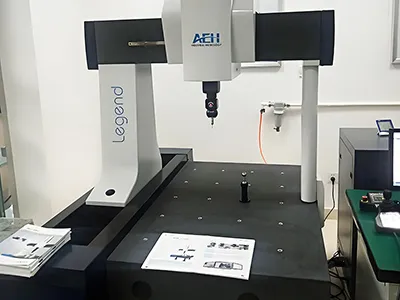 Coordinate measuring machine